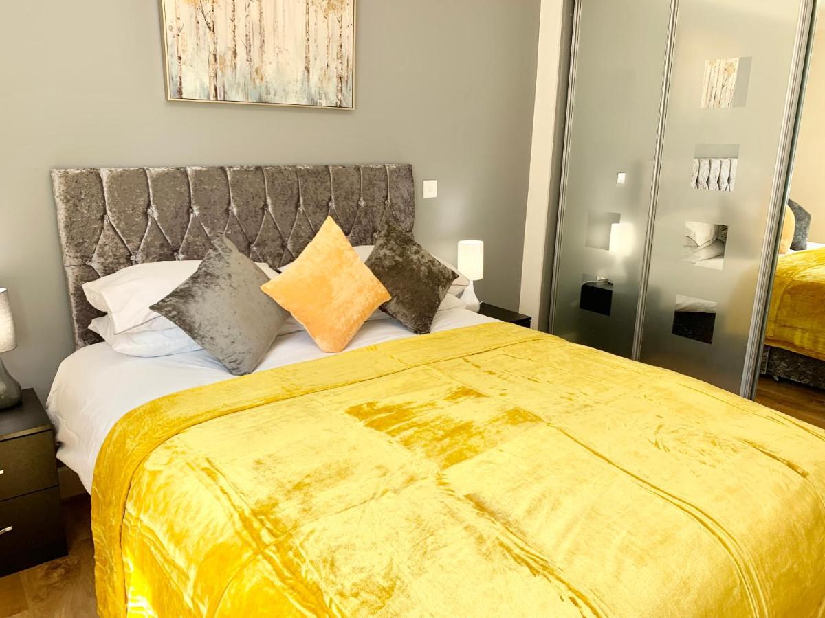 Risinghurst, Oxford, An Entire 2Beds, 2Bathrooms, Free Wi-Fi, Free Parking Esterno foto